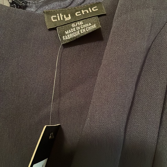 Jumpsuit-polyester crepe,lined bodice.wrap tie in front. - Picture 3 of 5